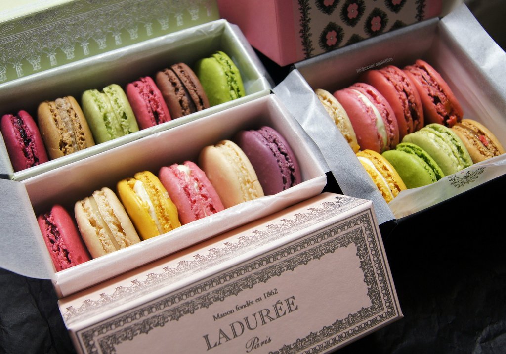 Laduree кондитерская макаронс